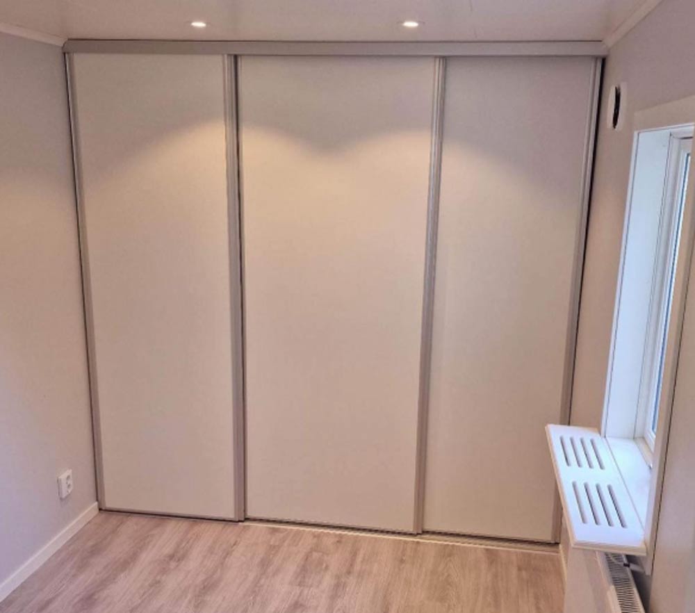 En platsbyggd garderob